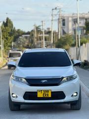 Toyota Harrier 2015 White for sale