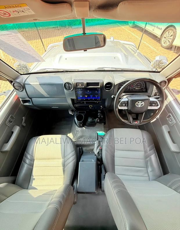 Toyota Land Cruiser 2019 White