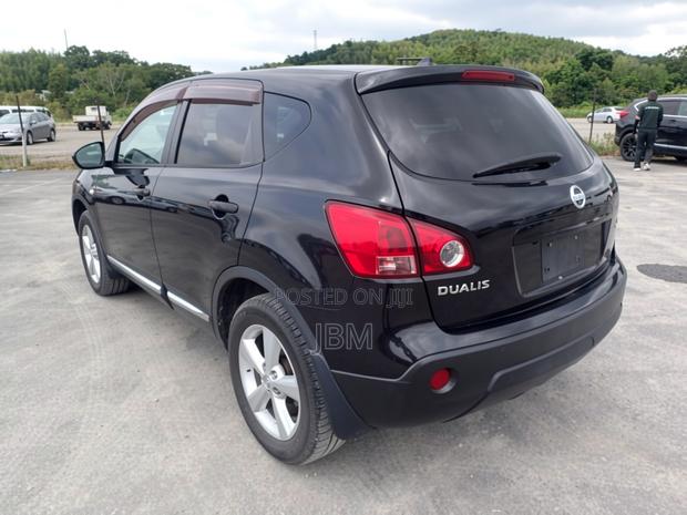 Nissan Dualis 2010 Black