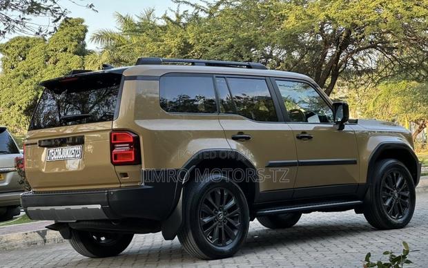 New Toyota Land Cruiser Prado 2025 Burgundy
