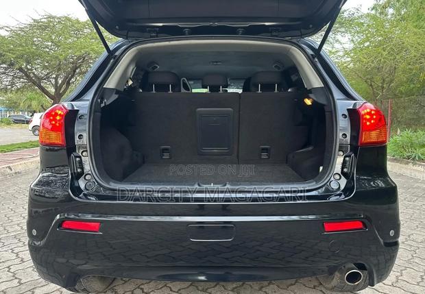 Mitsubishi RVR 2010 Black