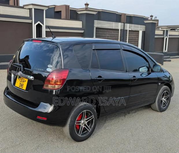 Toyota Corolla Spacio 2004 Black