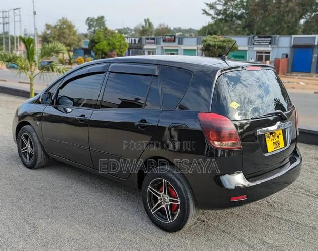 Toyota Corolla Spacio 2004 Black