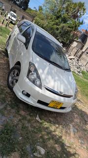 Toyota Wish 2012 White for sale