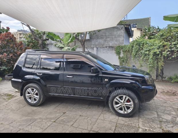 Nissan X-Trail 2006 Black