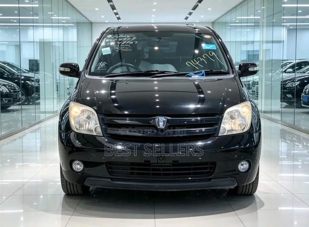 Toyota IST 2004 Black