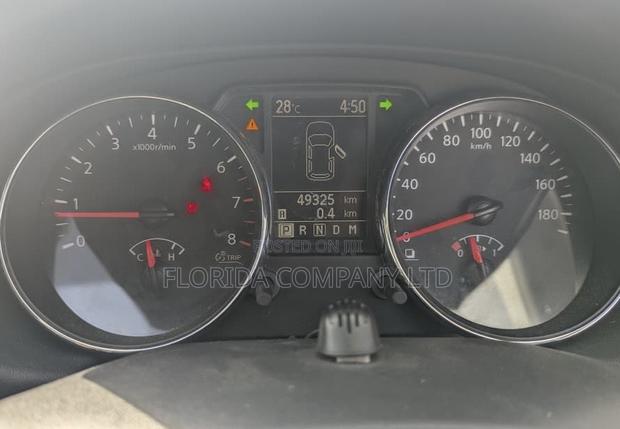 Nissan Dualis 2012 Black