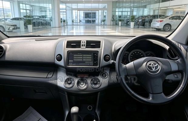 Toyota Vanguard 2009 Black
