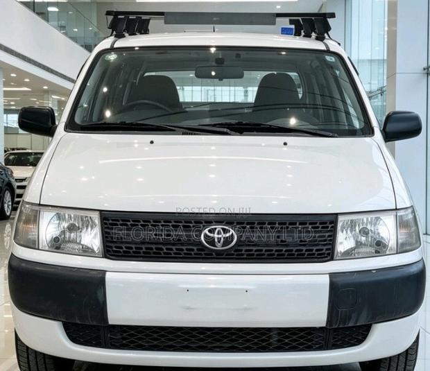 Toyota Probox 2013 White