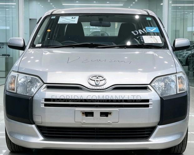 Toyota Succeed 2015