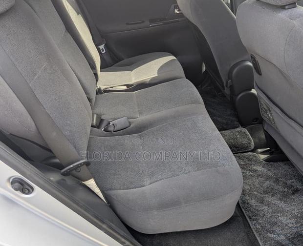 Toyota Corolla Spacio 2004 Silver