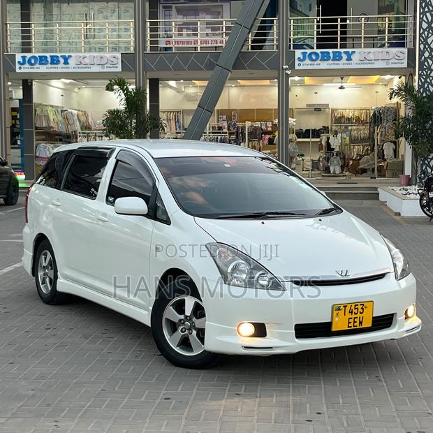 Toyota Wish 2005 White
