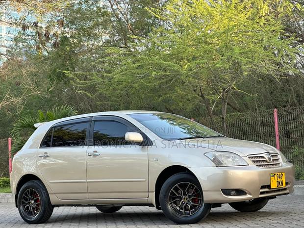 Toyota Allex 2005