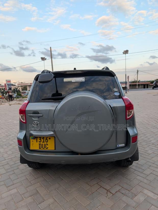Toyota RAV4 2008 Beige