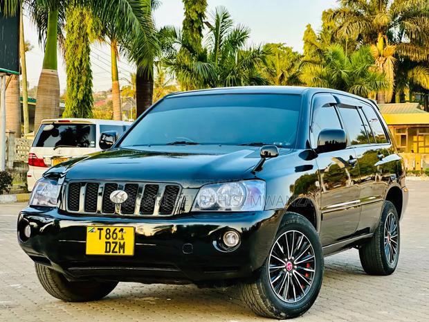 Toyota Kluger 2004 Black