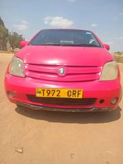 Toyota IST 2003 Red for sale