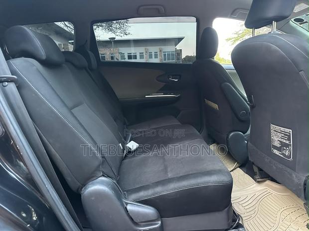 Toyota Wish 2011 Black