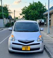 Toyota Ractis 2005 Silver for sale