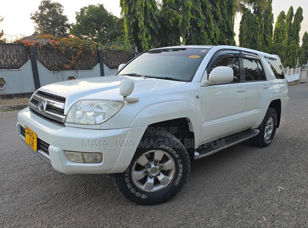 Toyota Hilux Surf 2004 White