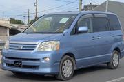 Toyota Noah 2006 Blue for sale