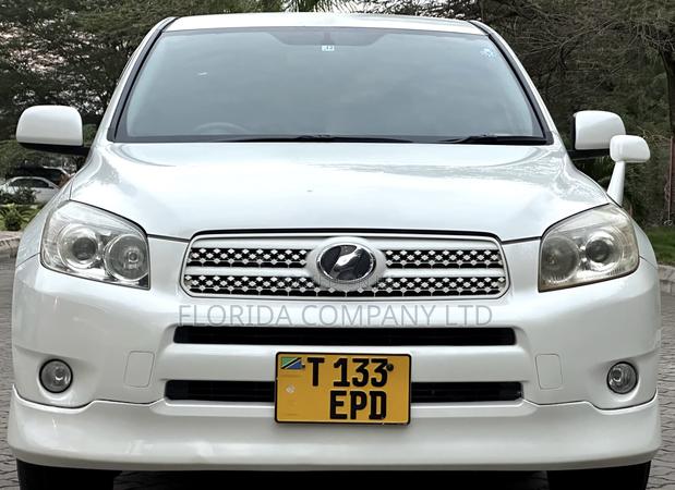 Toyota RAV4 2007 White