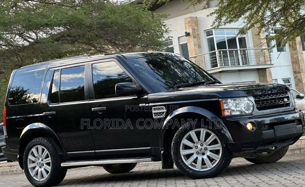 Land Rover Discovery 2014 Black