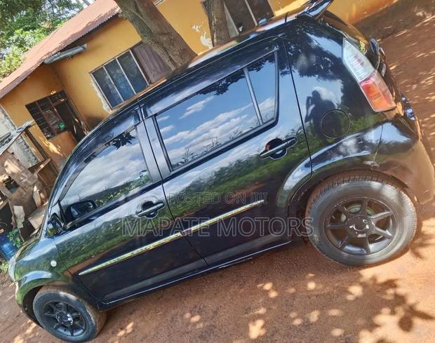 Toyota Passo 2005 Black