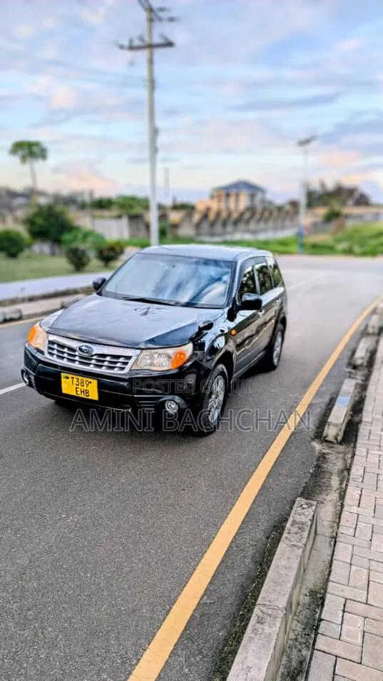 Subaru Forester 2010 Black