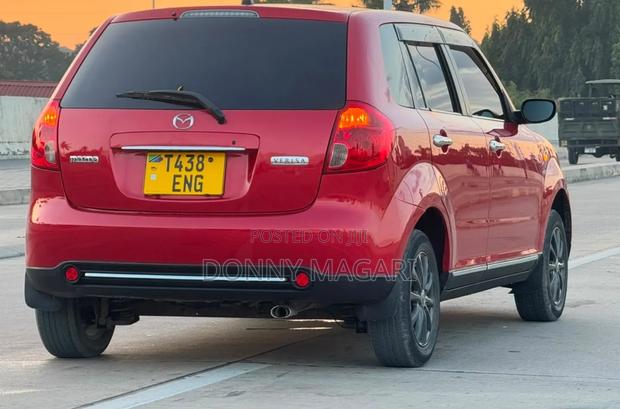 Mazda Verisa 2010 Red