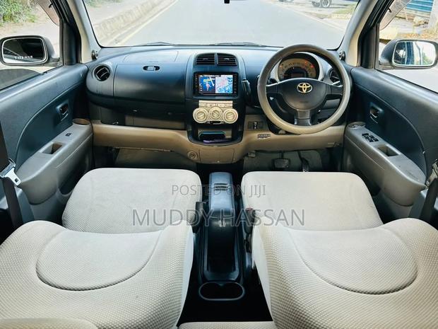 Toyota Passo 2005 Blue