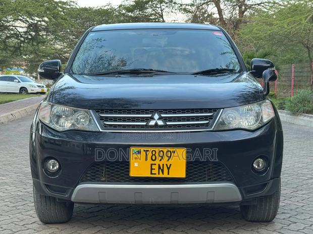 Mitsubishi Outlander 2010 Black