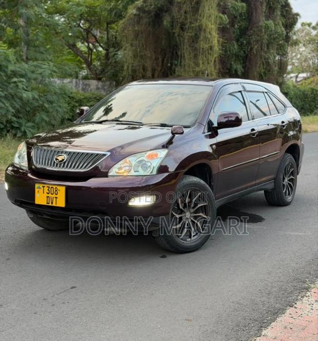 Toyota Harrier 2005 Maroon