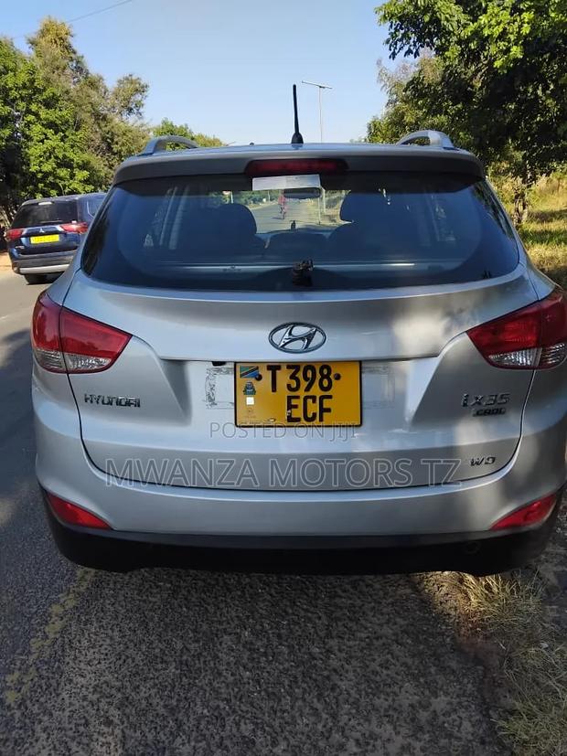 Hyundai Tucson 2014 Silver