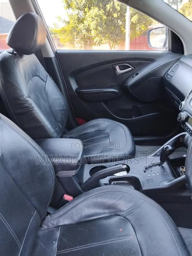 Hyundai Tucson 2014 Silver