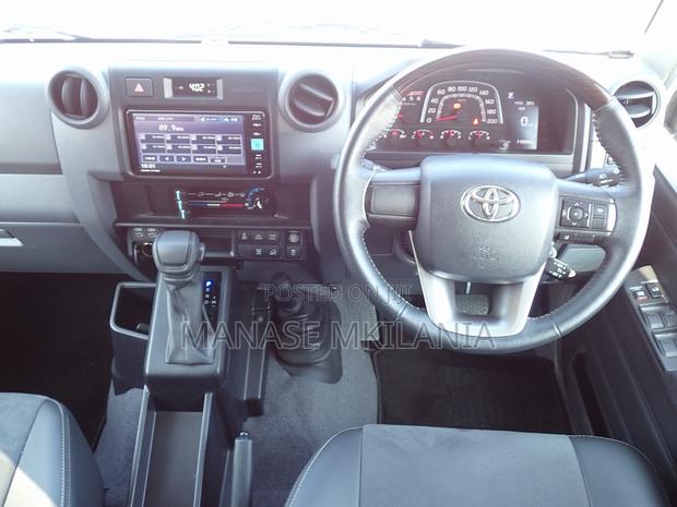 Toyota Land Cruiser 76 Series 2024 White