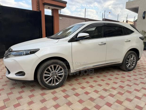 Toyota Harrier 2015 White
