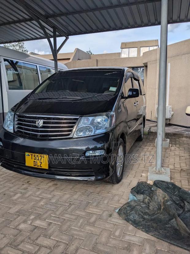 Toyota Alphard 2004 Black