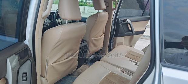 Toyota Land Cruiser Prado 2010 Silver