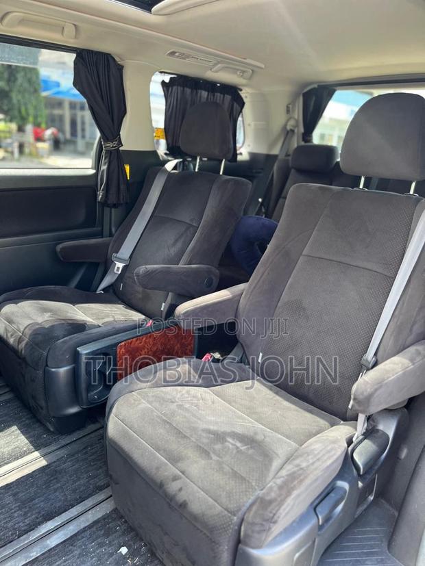 Toyota Alphard 2.4 Hybrid AWD 2012 Black