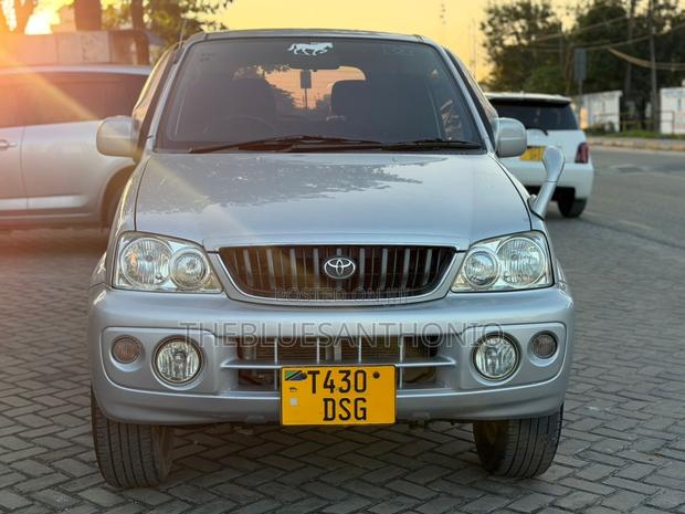 Toyota Cami 2005 Silver