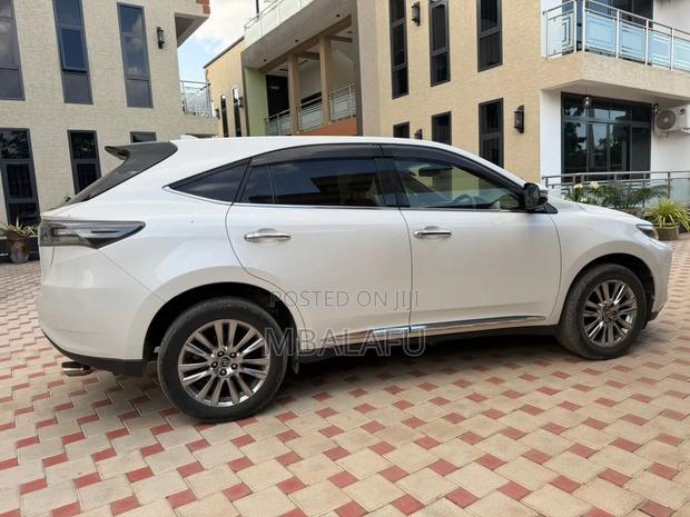 Toyota Harrier 2015 White