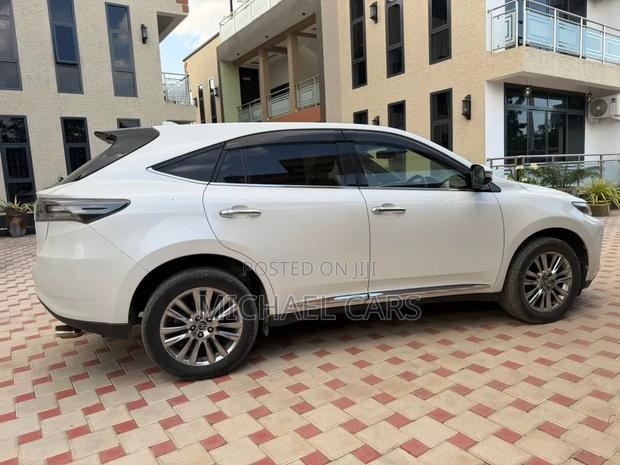 Toyota Harrier 2015 White