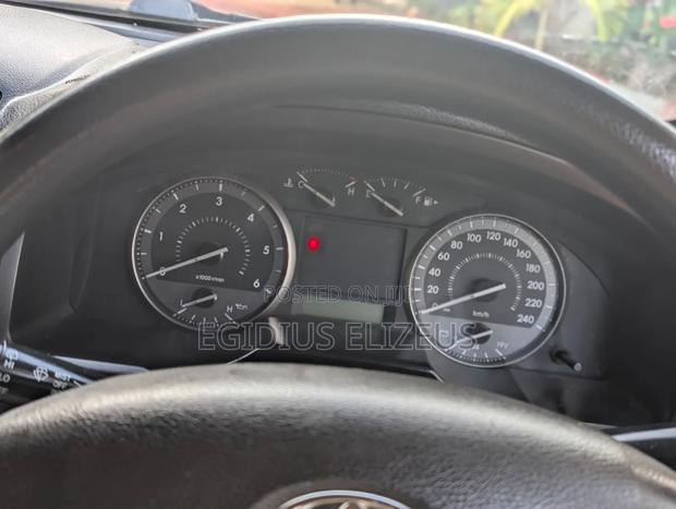 Toyota Land Cruiser Prado 2012 Black