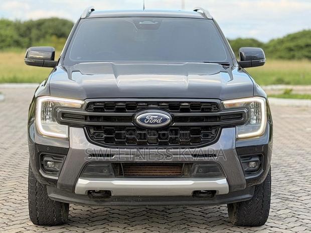 Ford Ranger 2023 Black
