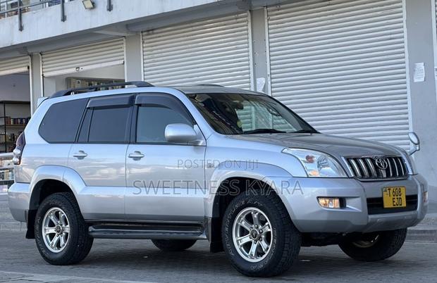 Toyota Land Cruiser Prado 2007 Silver