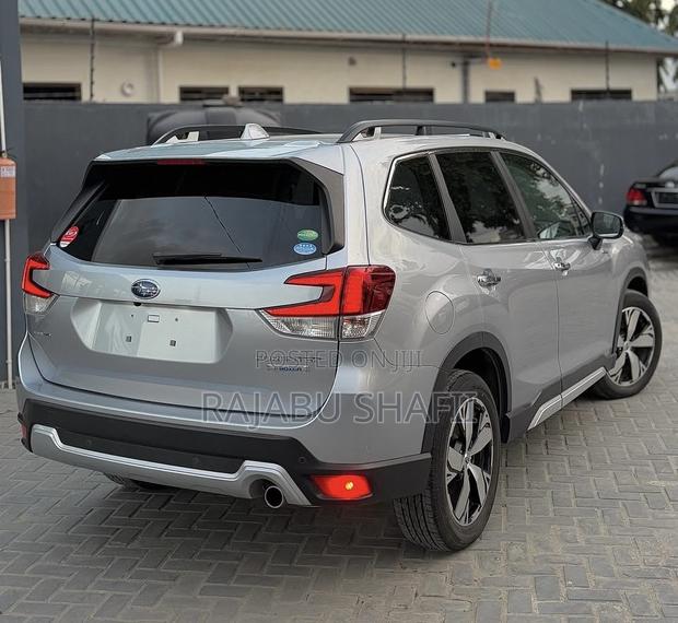 Subaru Forester Limited AWD 2019 Silver