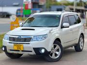 Subaru Forester 2010 White for sale