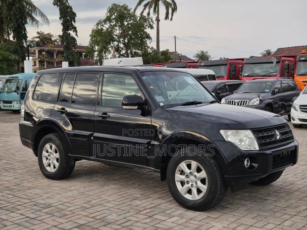 Mitsubishi Pajero 2008 Black