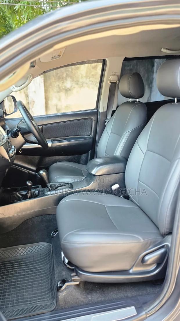 Toyota Hilux 2015