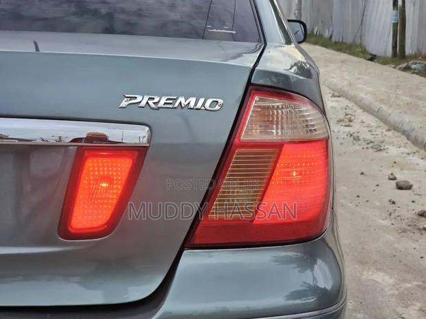 Toyota Premio 2003 Gray